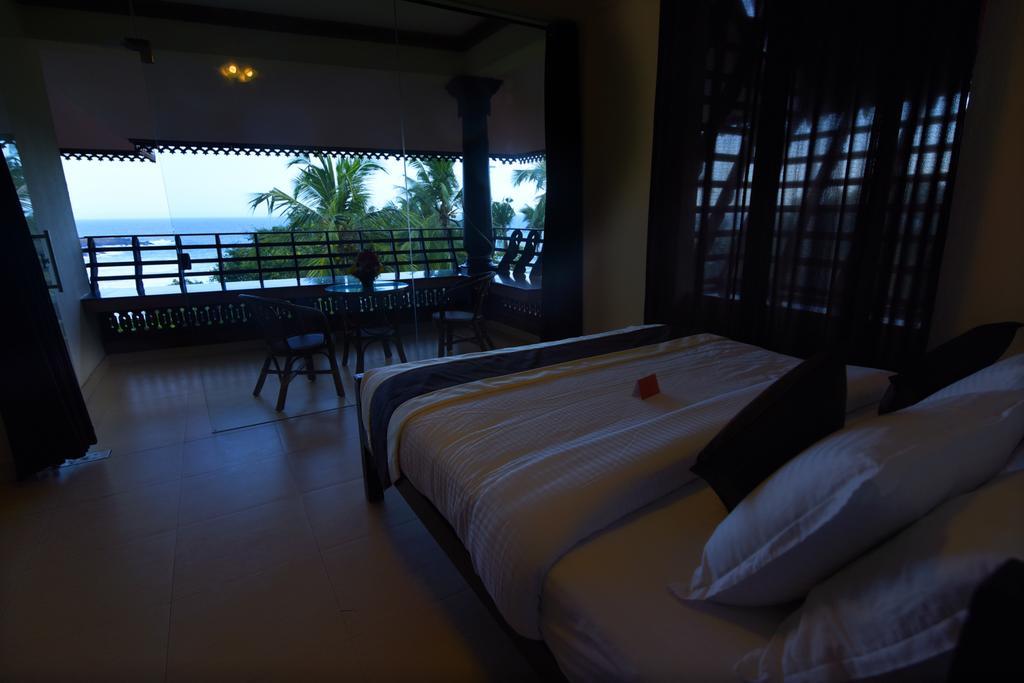 Kovalam Beach Hotel Eksteriør bilde
